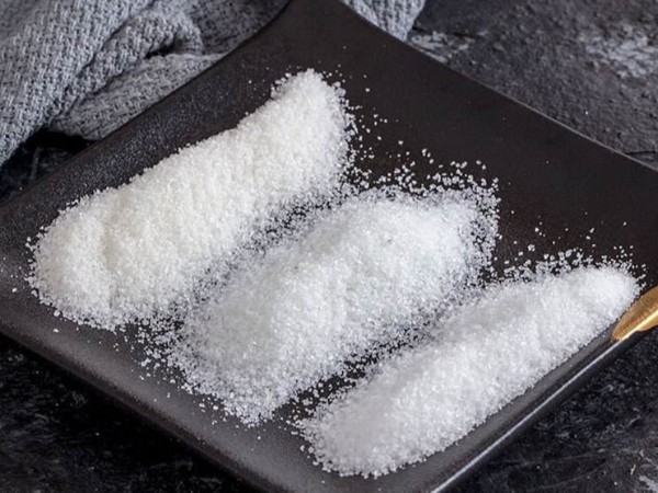 处理选矿污水，使用聚丙烯酰胺
